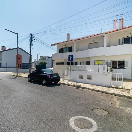 Spacious 3-bedroom In By Soulplaces Nyaraló Ericeira