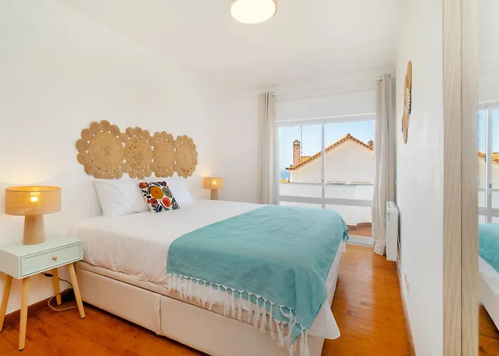 別荘 Spacious 3-bedroom In By Soulplaces