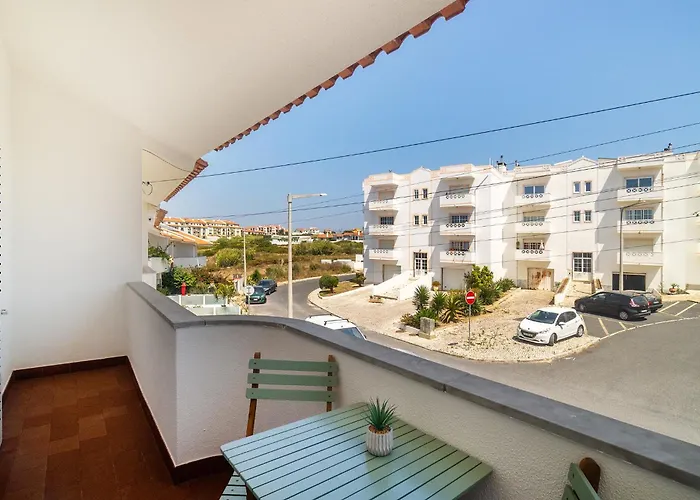 別荘 Spacious 3-bedroom In By Soulplaces エリセイラ